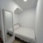 At Manuel De Sandoval Apartament