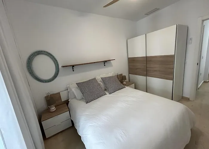 At Manuel De Sandoval